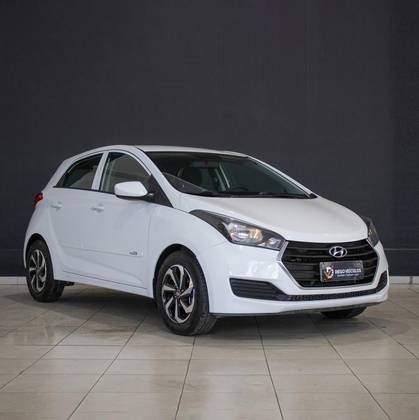 HYUNDAI HB20 1.0 COMFORT 12V FLEX 4P MANUAL HYUNDAI HB20 1.0 COMFORT 12V FLEX 4P MANUAL